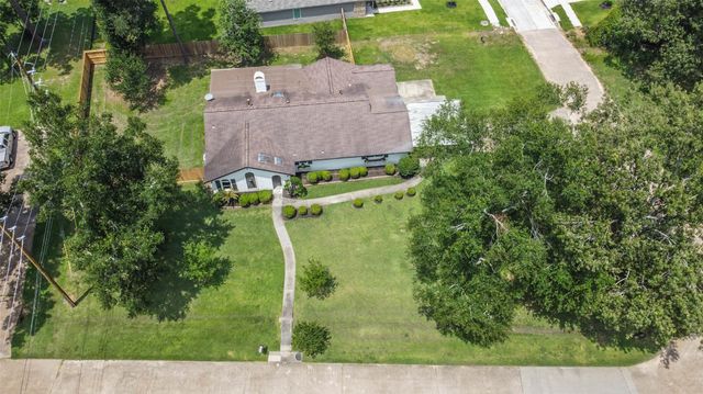 2022 Silver Moon Trail, Crosby, TX 77532