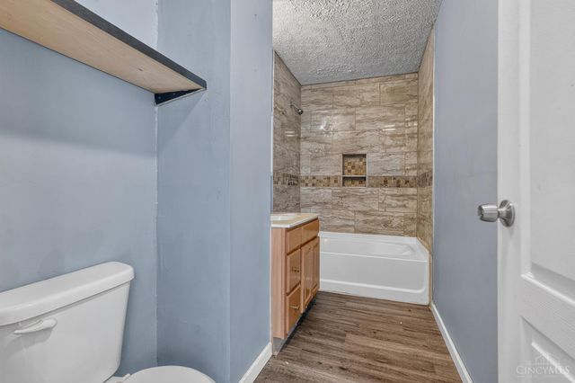 221 Park Street, Middletown, OH 45044