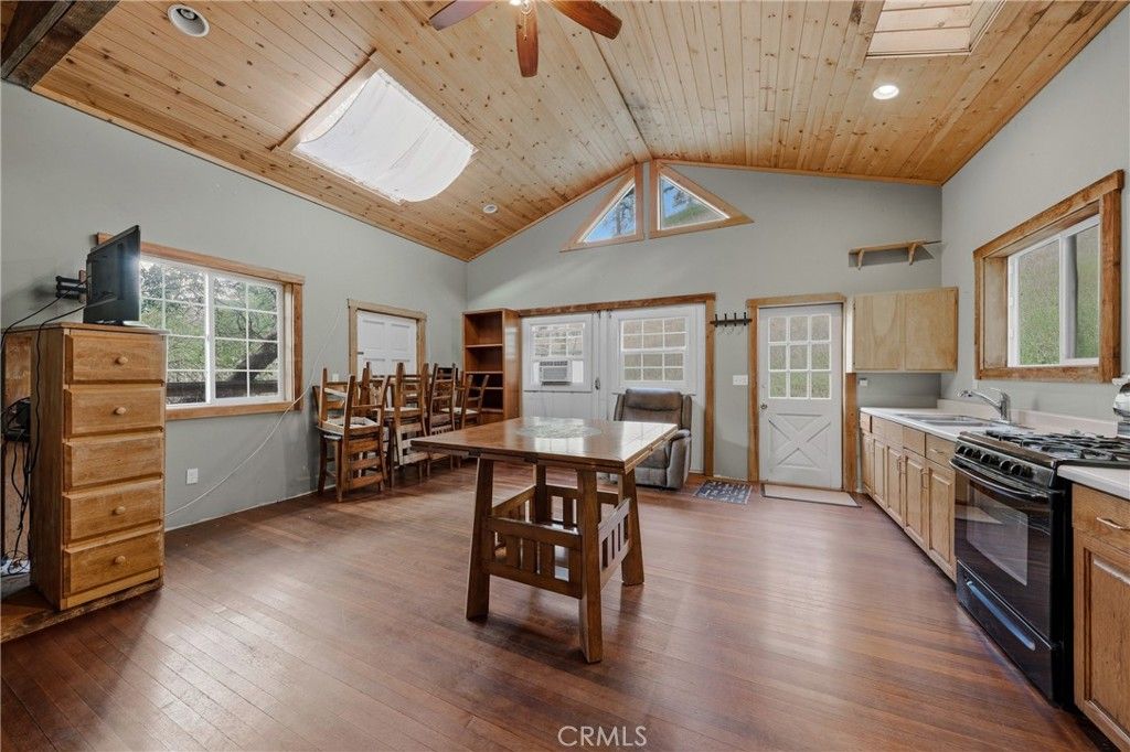6400 Scotts Valley, Lakeport, CA 95453
