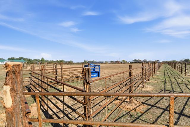 9150 Colony Road, Tolar, TX 76476