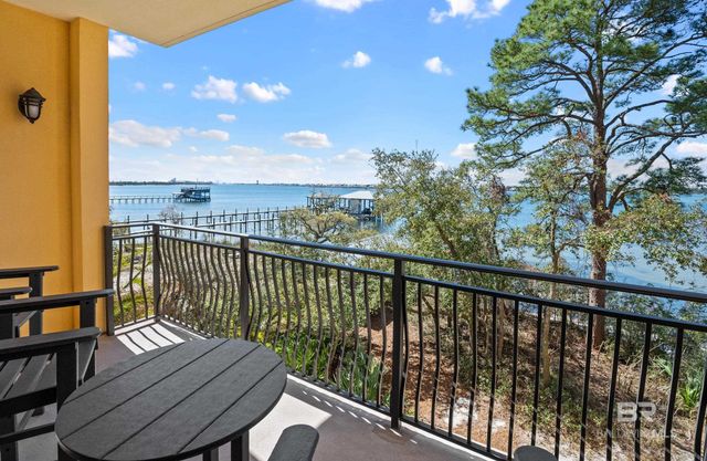 14500 River Road 101, Pensacola, FL 32507