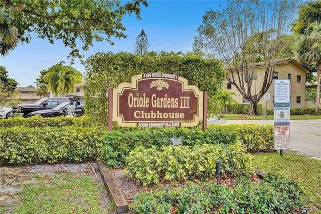 7360 NW 1st Street 205, Margate, FL 33063