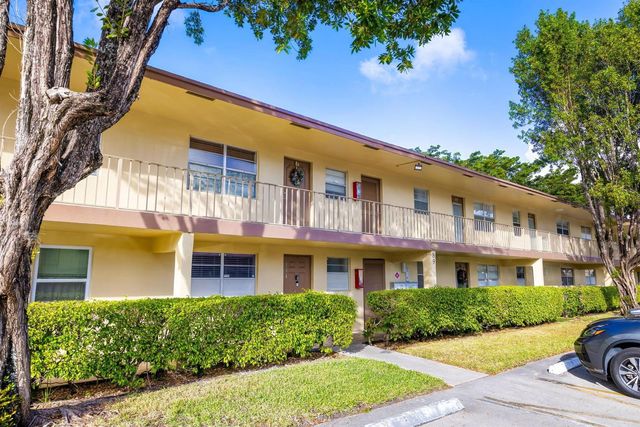 7360 NW 1st Street 205, Margate, FL 33063