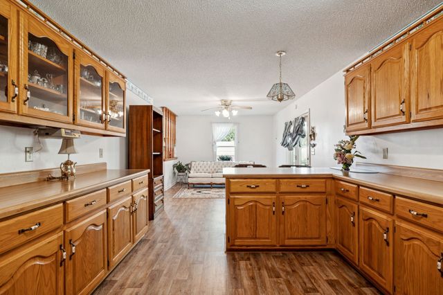 8663 Dog Branch Rd, Mount Pleasant, TN 38474