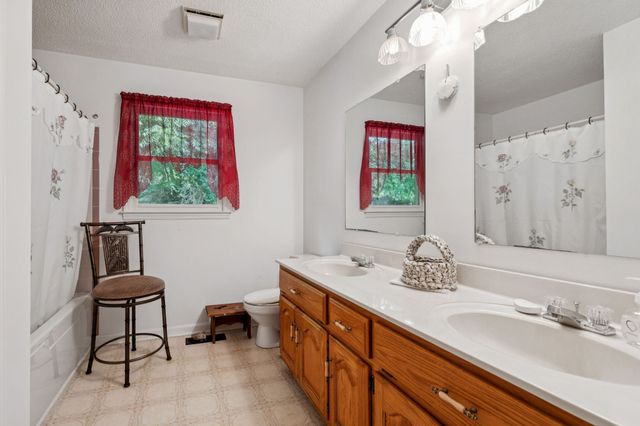 8663 Dog Branch Rd, Mount Pleasant, TN 38474