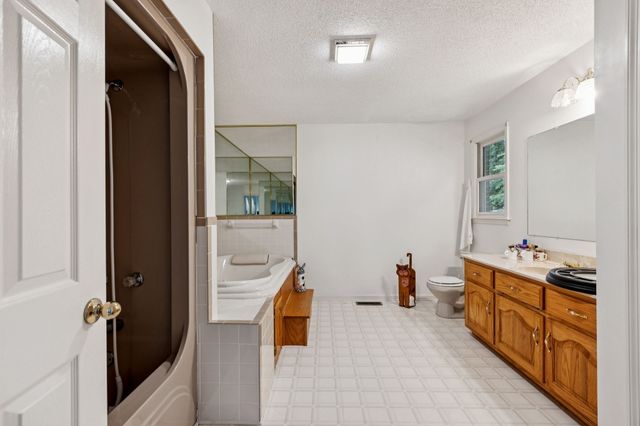 8663 Dog Branch Rd, Mount Pleasant, TN 38474