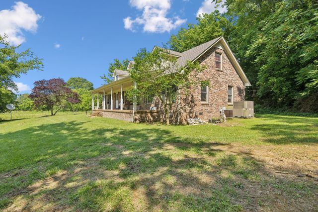 8663 Dog Branch Rd, Mount Pleasant, TN 38474