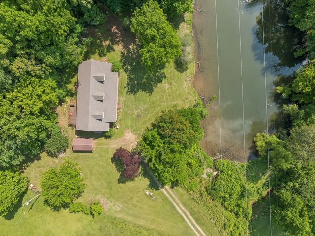 8663 Dog Branch Rd, Mount Pleasant, TN 38474
