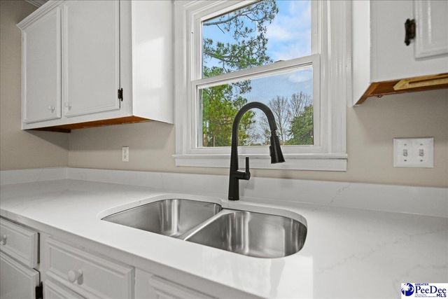 300 Crepe Myrtle Lane, Hartsville, SC 29550