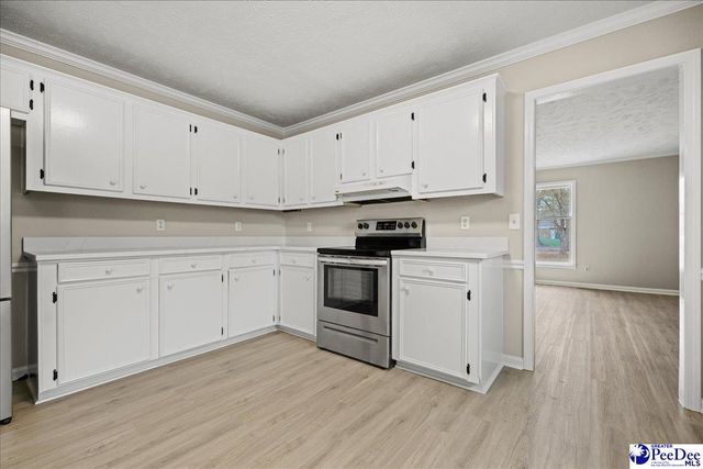 300 Crepe Myrtle Lane, Hartsville, SC 29550