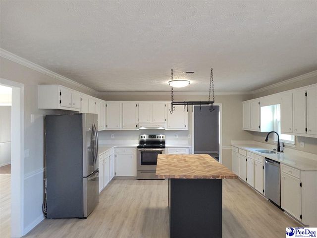 300 Crepe Myrtle Lane, Hartsville, SC 29550