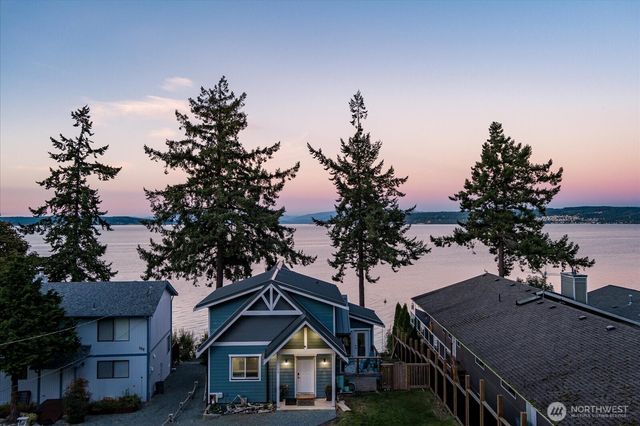 159 Harrington Lagoon Road, Coupeville, WA 98239