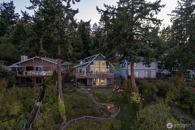 159 Harrington Lagoon Road, Coupeville, WA 98239