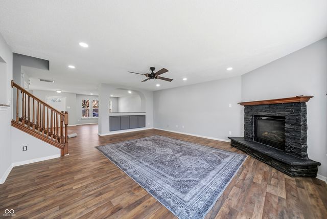 10567 Wiley Lane, Indianapolis, IN 46231