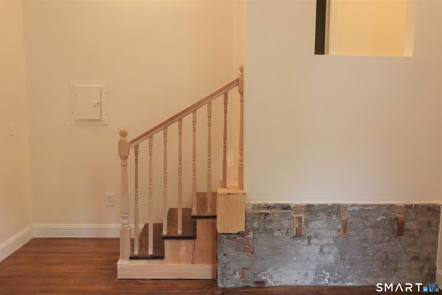 235 Wooster Street 1R, New Haven, CT 06511