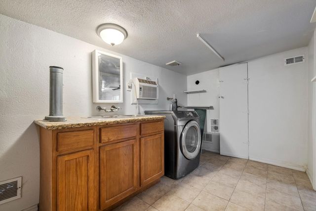 30000 Kasson Rd 2K4 Sunset Dr, Tracy, CA 95304