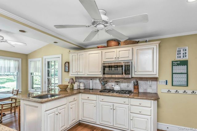 53 Burr Avenue, Northport, NY 11768