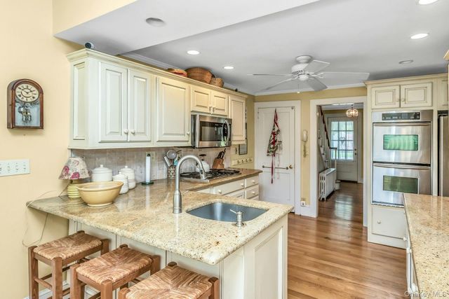 53 Burr Avenue, Northport, NY 11768