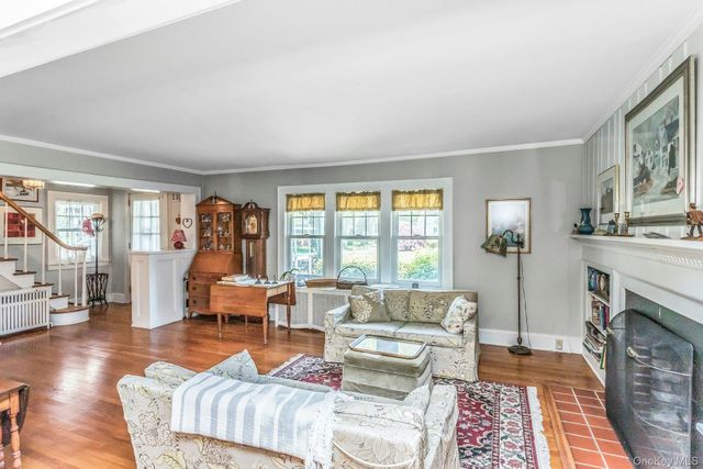 53 Burr Avenue, Northport, NY 11768
