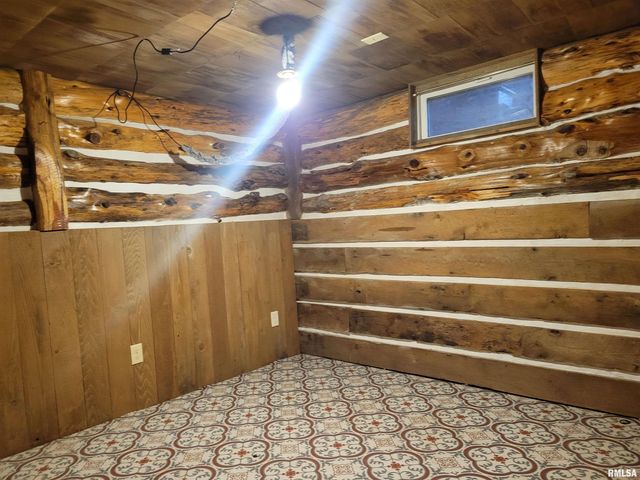 1102 COOLIDGE Avenue, Pekin, IL 61554