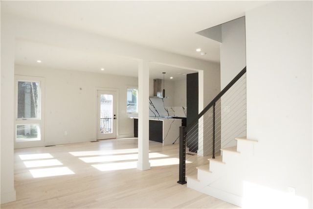 152 Colonial Road, Providence, RI 02906