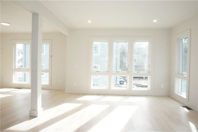 152 Colonial Road, Providence, RI 02906