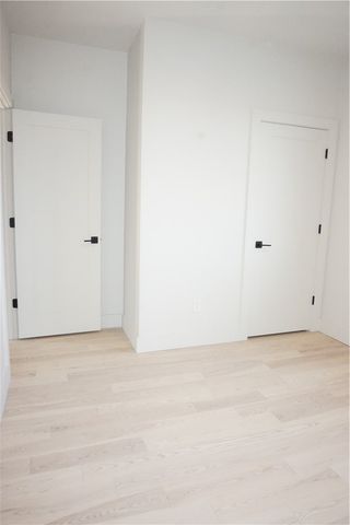 152 Colonial Road, Providence, RI 02906