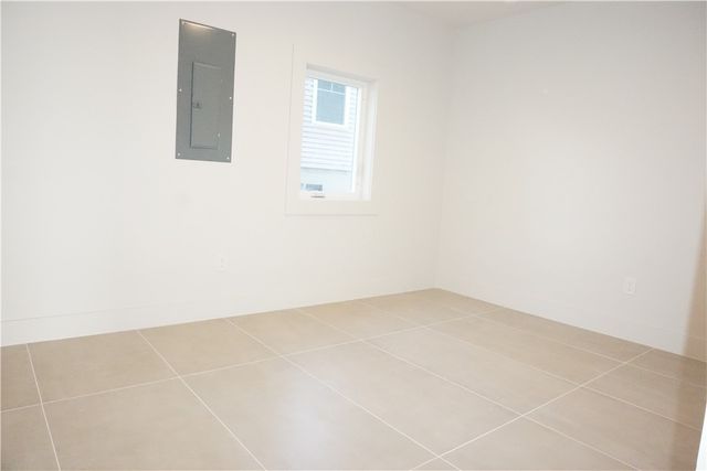 152 Colonial Road, Providence, RI 02906