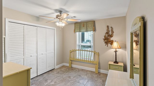 1118 Grand Caillou, Houma, LA 70363