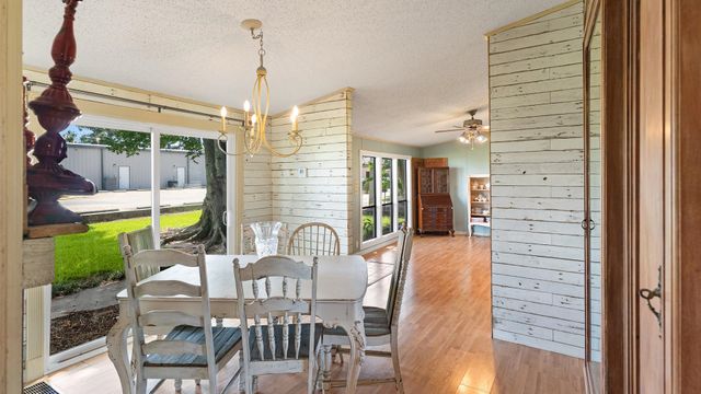 1118 Grand Caillou, Houma, LA 70363