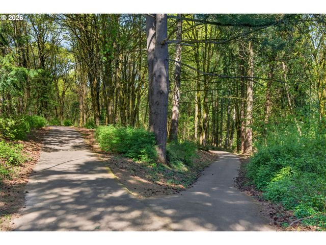 12 HIDALGO St, Lake Oswego, OR 97035
