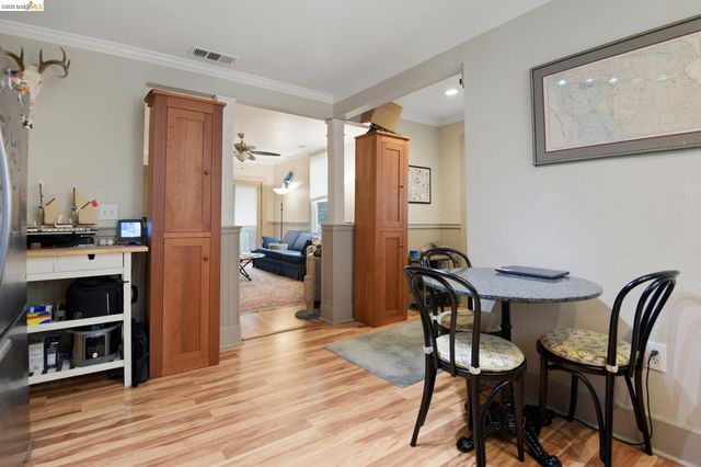 2155 Chestnut St, Livermore, CA 94551