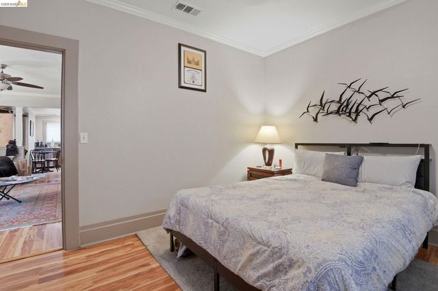 2155 Chestnut St, Livermore, CA 94551