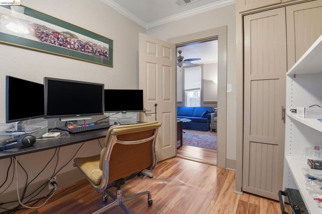 2155 Chestnut St, Livermore, CA 94551