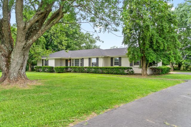 3086 Highway 76, Adams, TN 37010