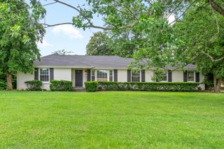 3086 Highway 76, Adams, TN 37010