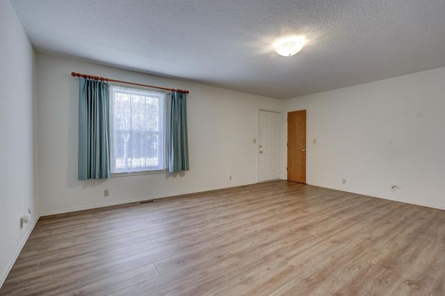 1411 Gold Stream Drive, Webb City, MO 64870