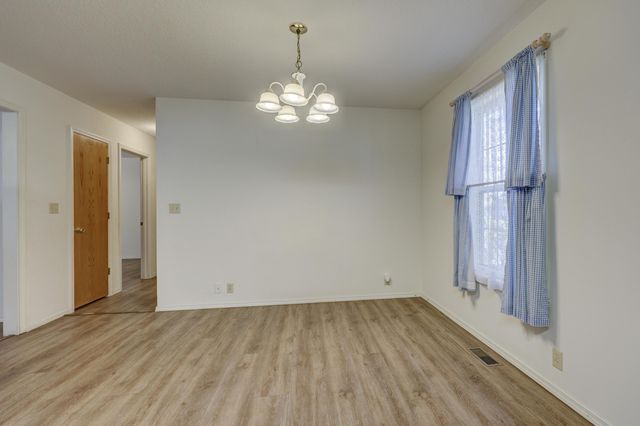 1411 Gold Stream Drive, Webb City, MO 64870