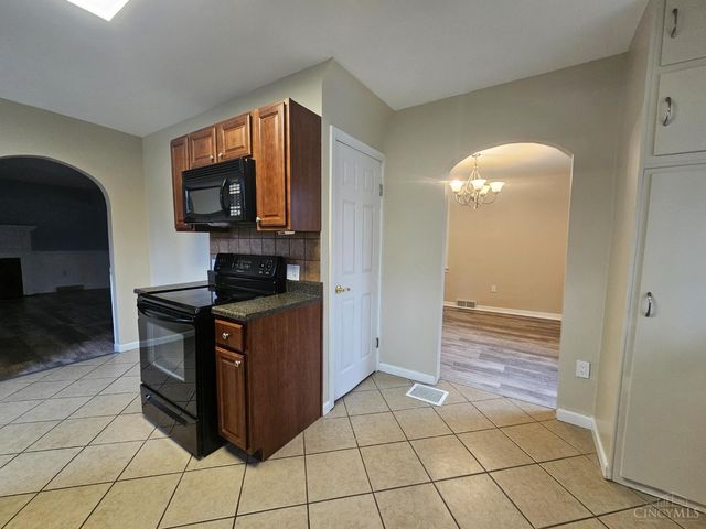 9103 Zoellner Road, Colerain Twp, OH 45251