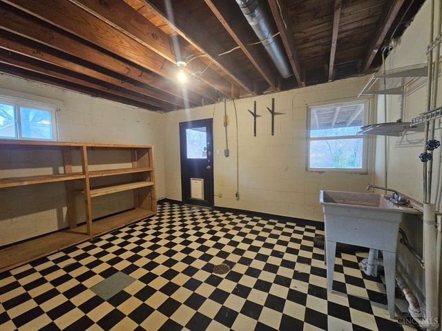 9103 Zoellner Road, Colerain Twp, OH 45251