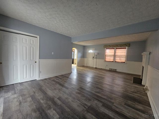 9103 Zoellner Road, Colerain Twp, OH 45251