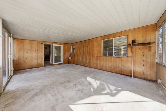 100 Amber Court, Redlands, CA 92374