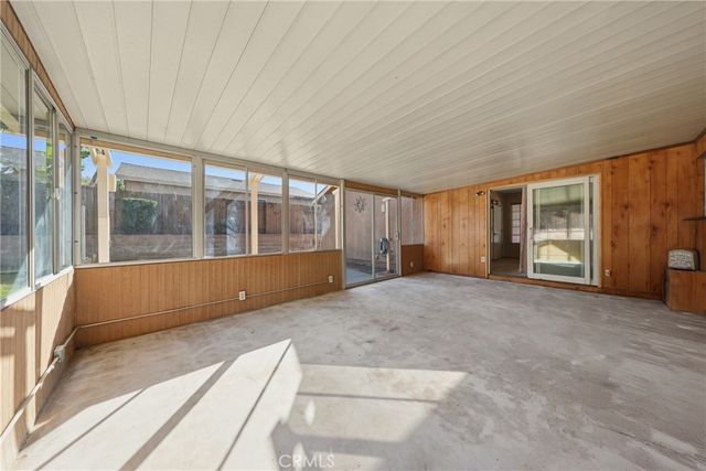 100 Amber Court, Redlands, CA 92374