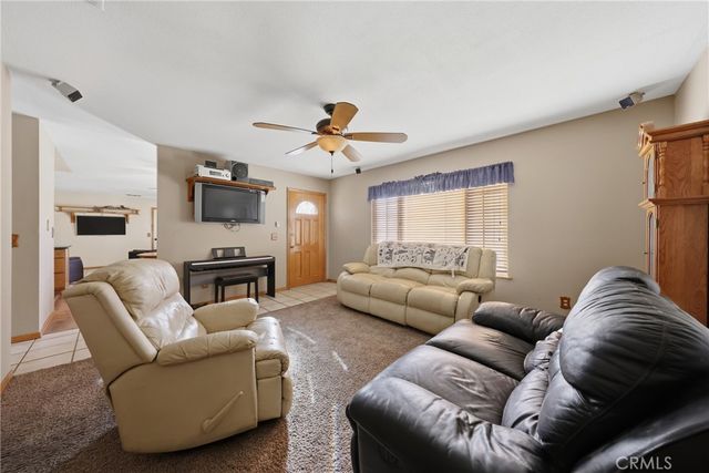 100 Amber Court, Redlands, CA 92374