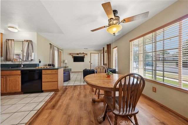 100 Amber Court, Redlands, CA 92374