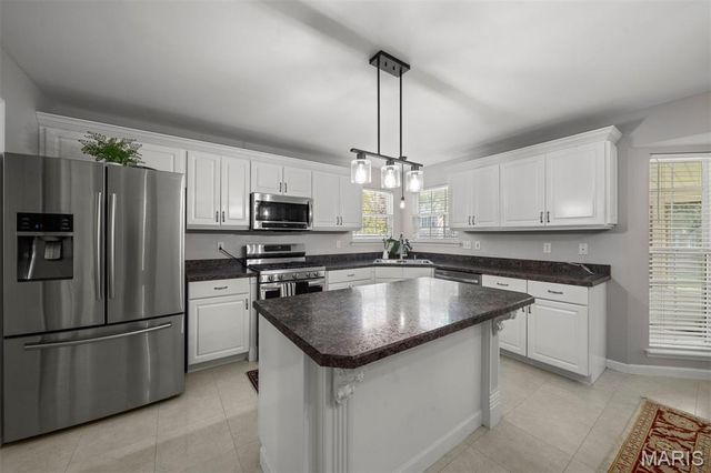 1241 Pinehurst Club Court, O'fallon, MO 63366