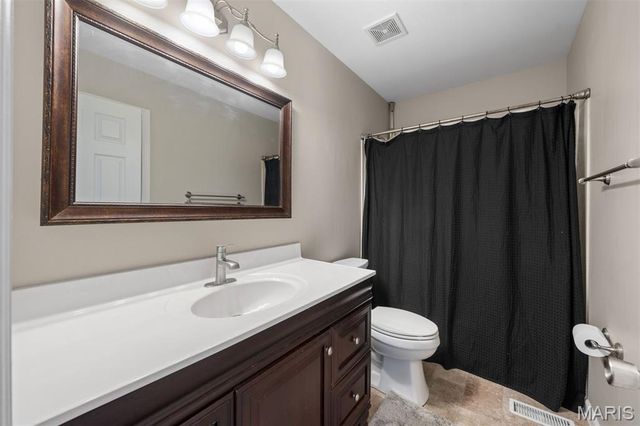 1241 Pinehurst Club Court, O'fallon, MO 63366