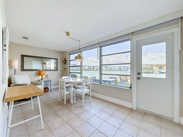 5925 SHORE BOULEVARD S 107, Gulfport, FL 33707