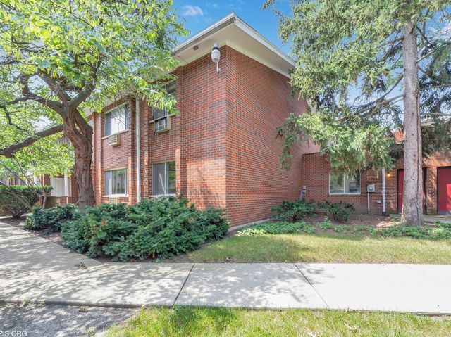 1156 Osterman Avenue B, Deerfield, IL 60015