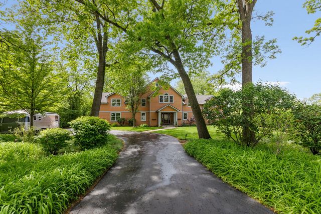 1520 Telegraph Road, Lake Forest, IL 60045